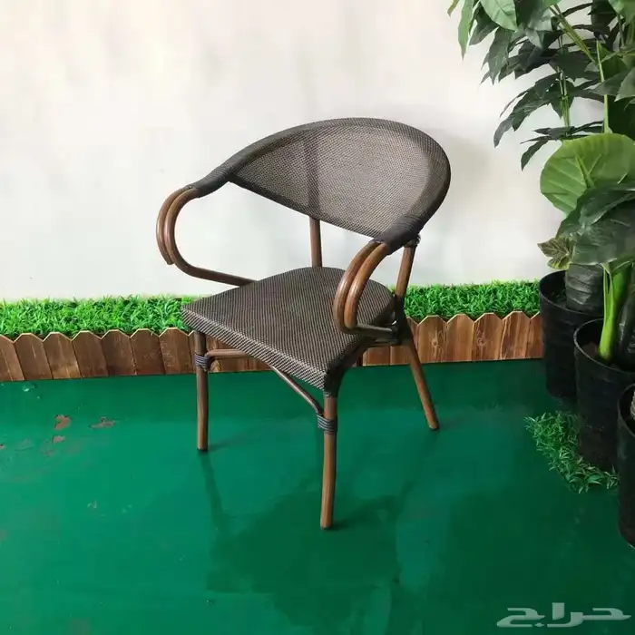 كراسي كافيهات خشب وطاولات موديلات مميزة 58