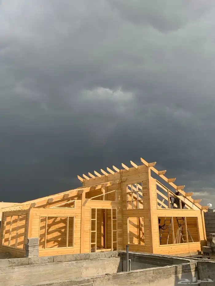 أكواخ ومظلات وجميع أنواع الخشبيات (مؤسسة الكوخ الراقي) 0