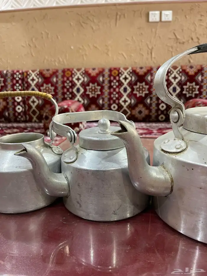 ابريق معدن هندي ختمين مقاس15 و14 25