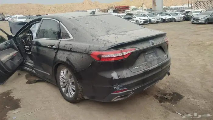 فورد تورس 2020 - 2021 23