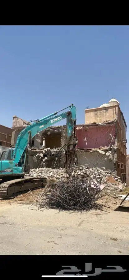 بوكلينات للهدم البيوت و المباني حفر ارضيات وبرك 13