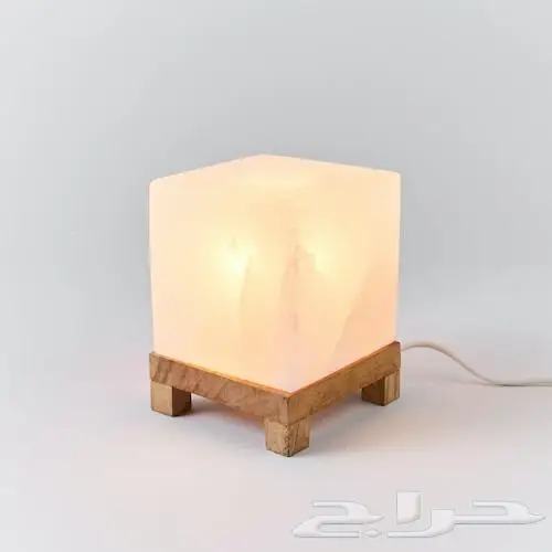 Himalayan pink salt lamp 0
