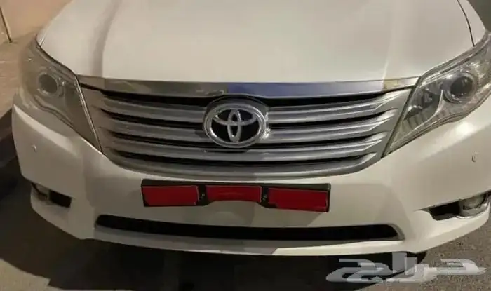 للبيع قاعده لوحه طويله تركب على اغلب السبارات 32