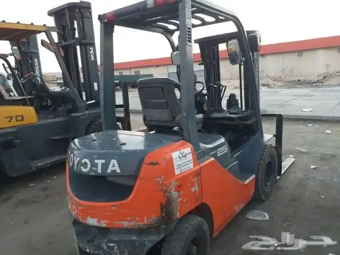 فوركلفت رافعة شوكية للايجار اليومي والشهري تاجير رافعات 8