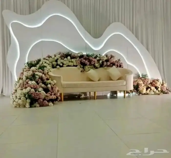 تخرج ايجار طاولات كرسي كنب كوشه ايجار 84
