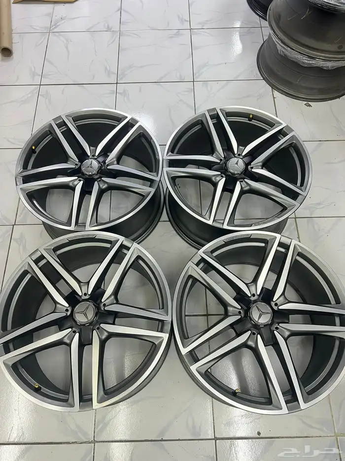 مرسيدس amg 63 s بورش بي ام دبليو 1