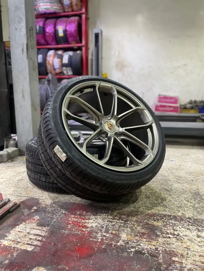 مرسيدس amg 63 s بورش بي ام دبليو 5
