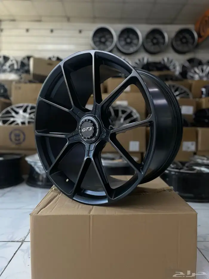 مرسيدس amg 63 s بورش بي ام دبليو 80