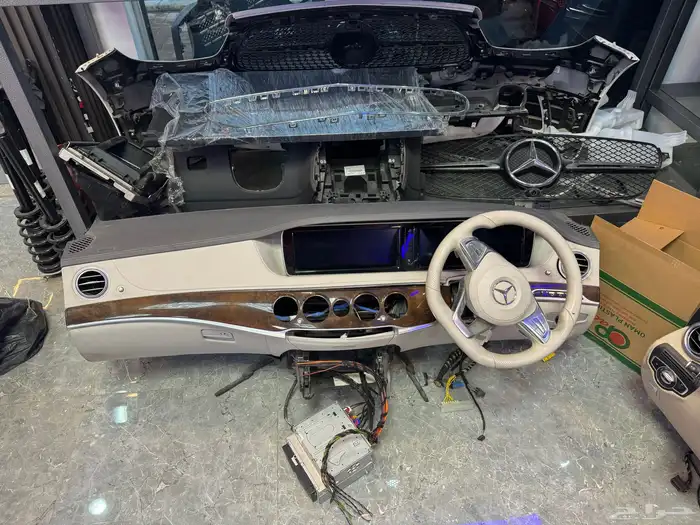 قطع غيار مرسيدس 8