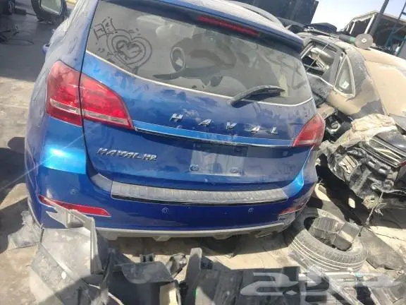 متخصصون في بيع قطع غيار السيارات الصينية 1