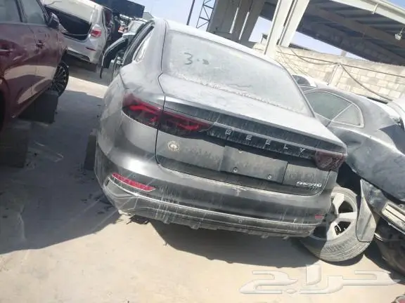 متخصصون في بيع قطع غيار السيارات الصينية 0