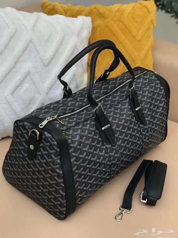 شنط سفر بعرض اليوم الوطني 1