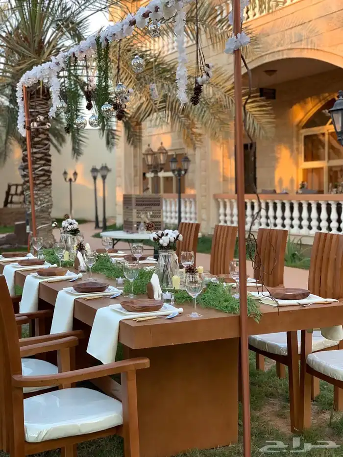 طاولات وكراسي خشب زان للبيع 1