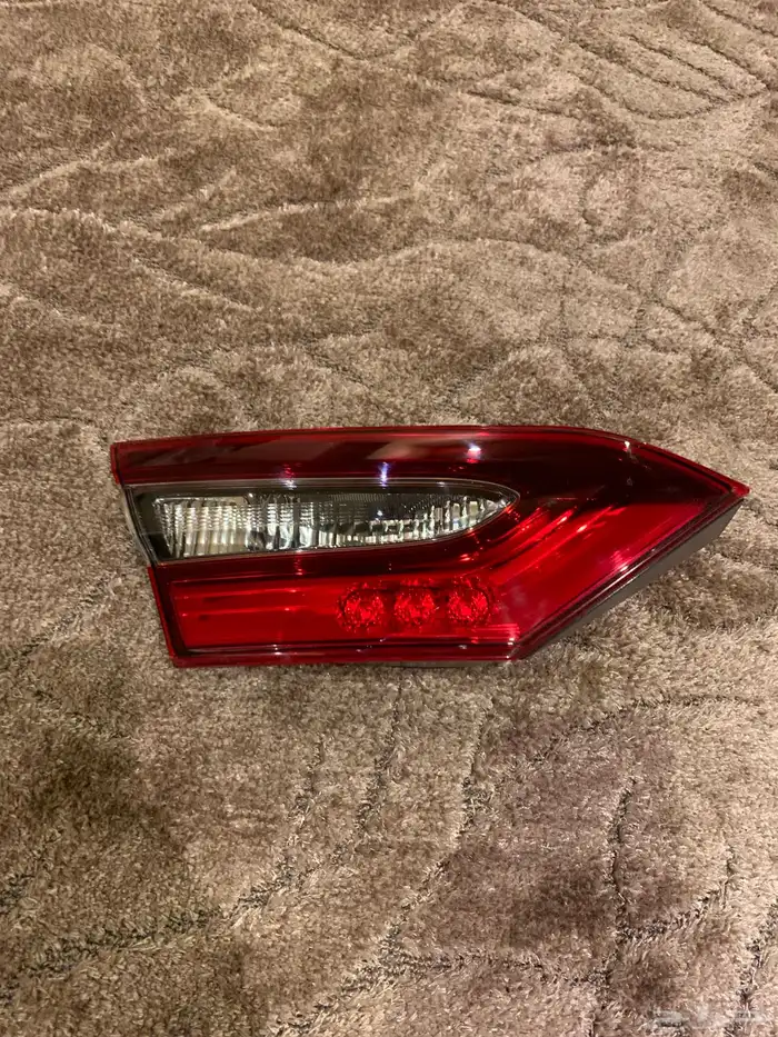 اصطب شنطة يسار كامري 2023 5