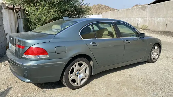 بي ام دبليو الفئة السابعة 730 قطع تشليح 1