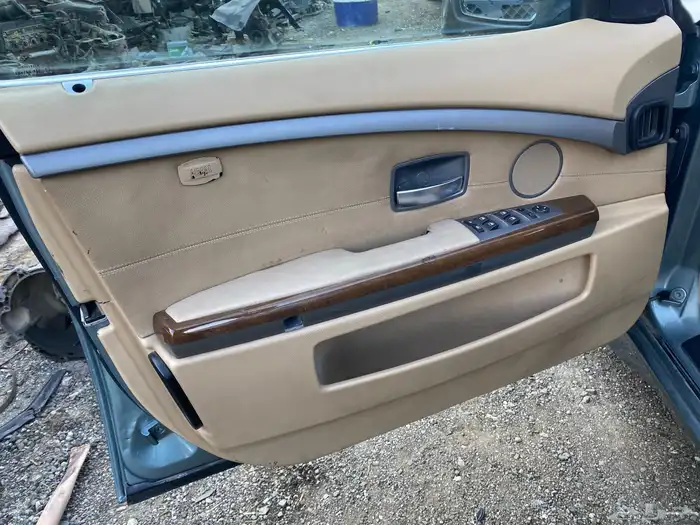 بي ام دبليو الفئة السابعة 730 قطع تشليح 8