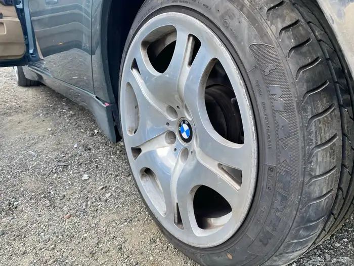 بي ام دبليو الفئة السابعة 730 قطع تشليح 16