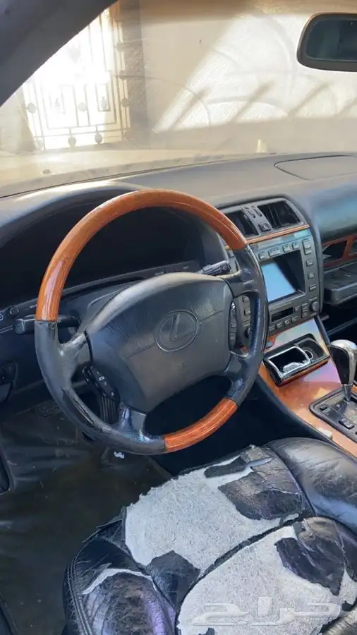 قطع غيار لكزس موديل 98 LS 400 الماني 1