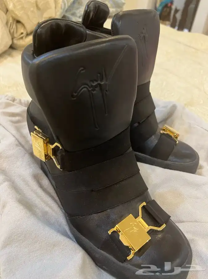 بوت زانوتي اصلي 3