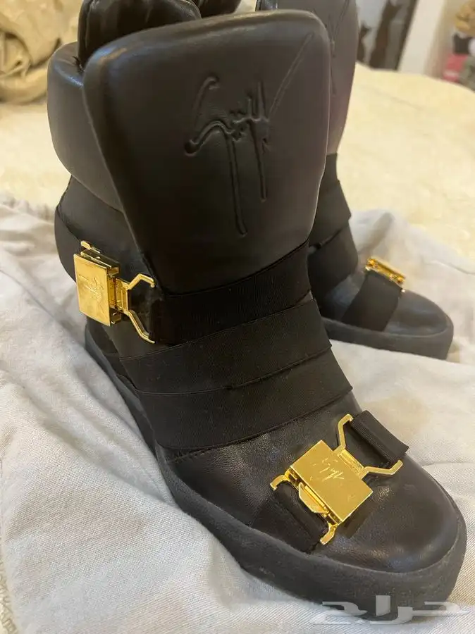 بوت زانوتي اصلي 0