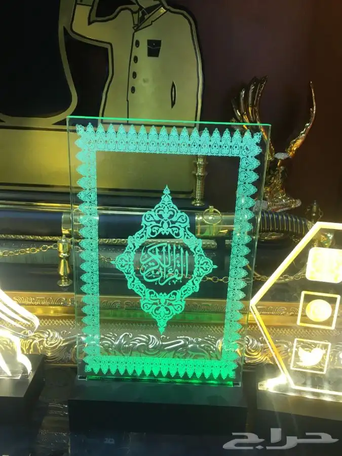 دروع اكرليك مجسمات الاكرليك لوحات اكرليك صناديق مكعبات 13