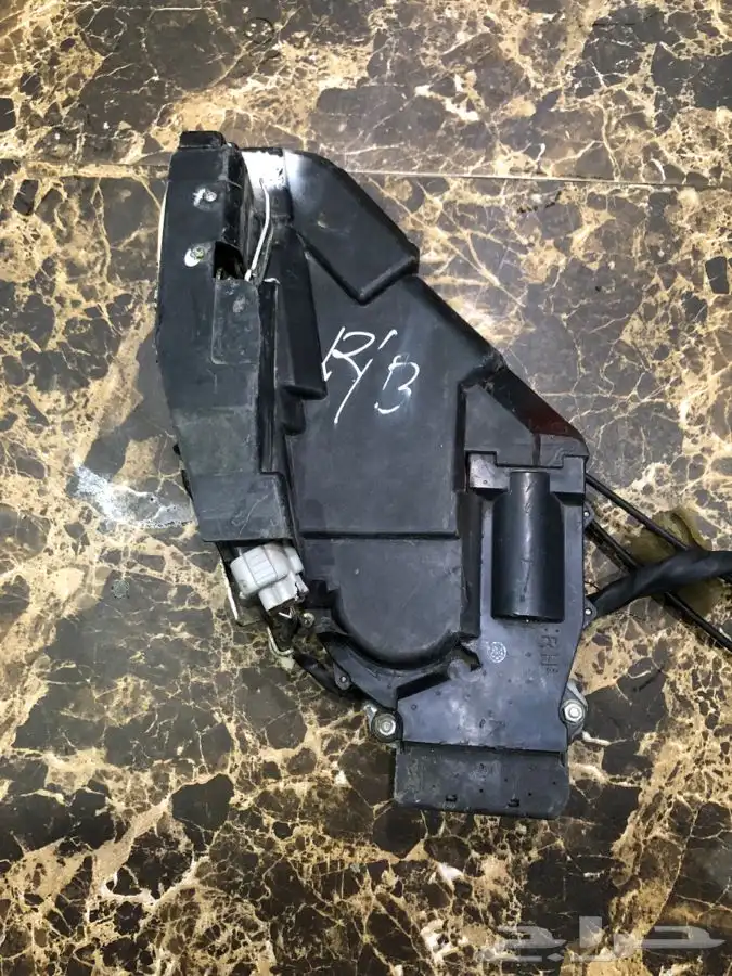 قفل شنطة وباب لكزس 2