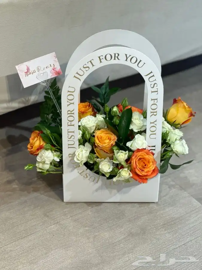 هدايا باقات فازات ورد طبيعي و صناعي هدايا مواليد تخرج ميلاد 9