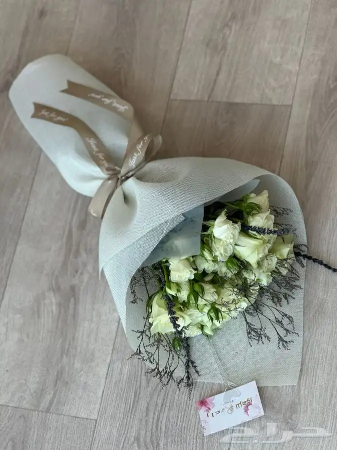 هدايا باقات فازات ورد طبيعي و صناعي هدايا مواليد تخرج ميلاد 25