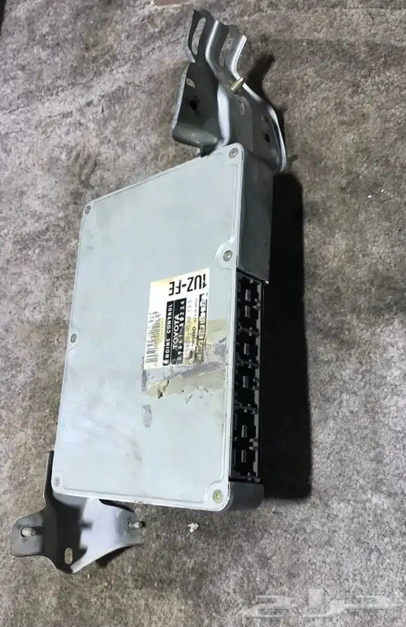 للبيع قطع غيار لكزس 400 - 430 وارد 2