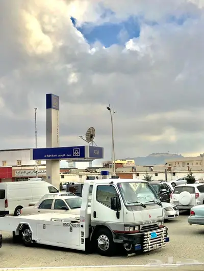 سطحة الباحة داخلها وخارجها عادي وهدروليك 2