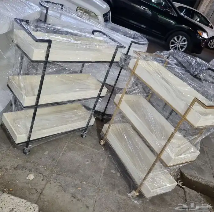 عربة تقديم 1