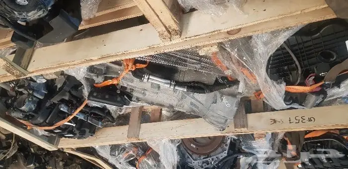 دودة وعلبة دركسيون وتنك بنزين تشارجر كرايزلر جراندشروكي 32