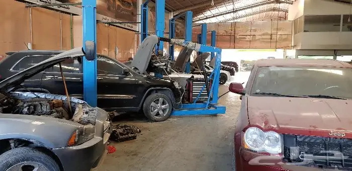 دودة وعلبة دركسيون وتنك بنزين تشارجر كرايزلر جراندشروكي 58