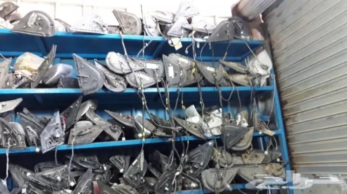 للبيع بضاعة محل كاملة مرايات جميع انواع السيارات 2