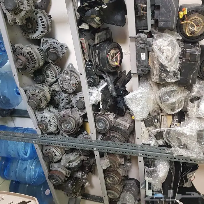 دودة وعلبة دركسيون وتنك بنزين تشارجر كرايزلر جراندشروكي 13