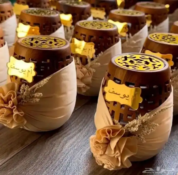 توزيعات مدارس مواليد خطبة ملكة زواج استاندات اكريلك 9