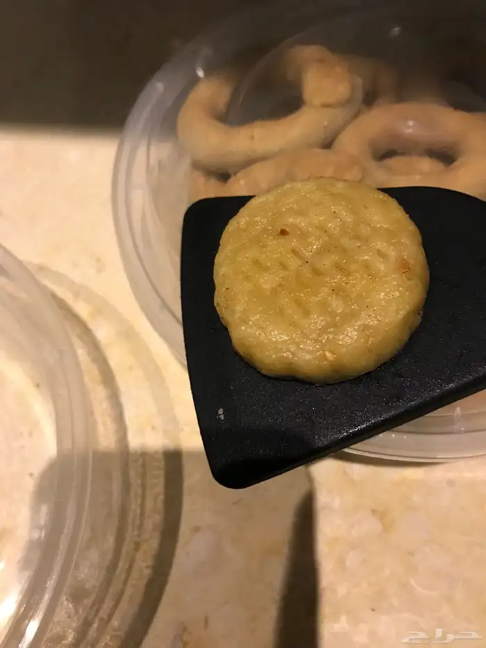 كعك وغريبة لذيذه 7