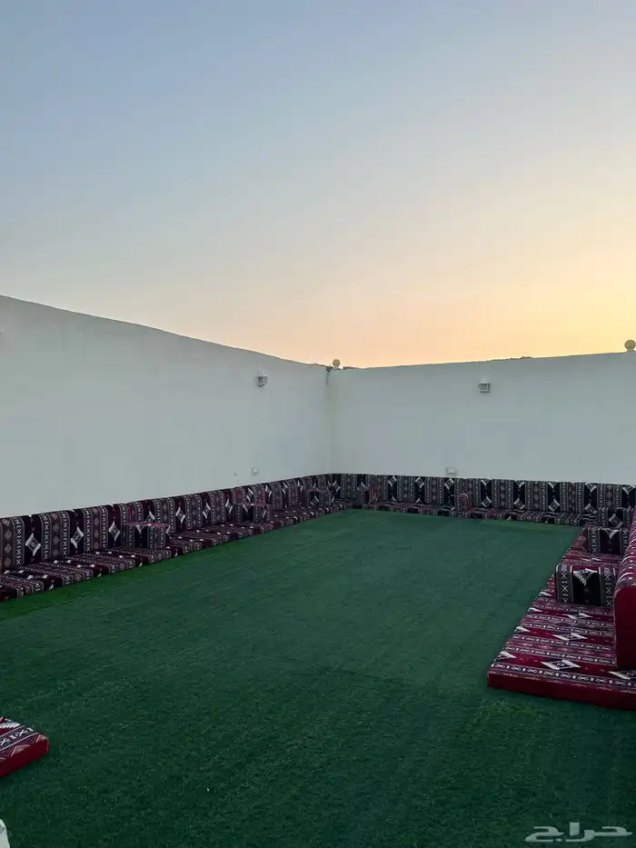 استراحة الزمرد الوليدوالبدر طريق عسفان على شارع تجاري 11