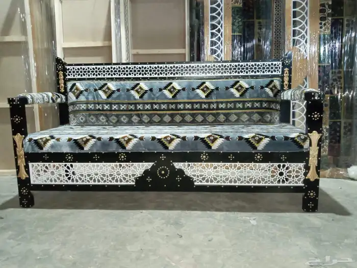 كراسي خشب خارجي وداخلي حسب الطلب 87