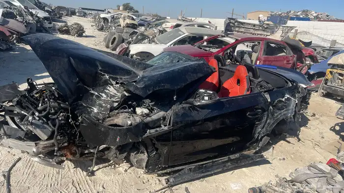 بي ام دبليو 2023 z4 18