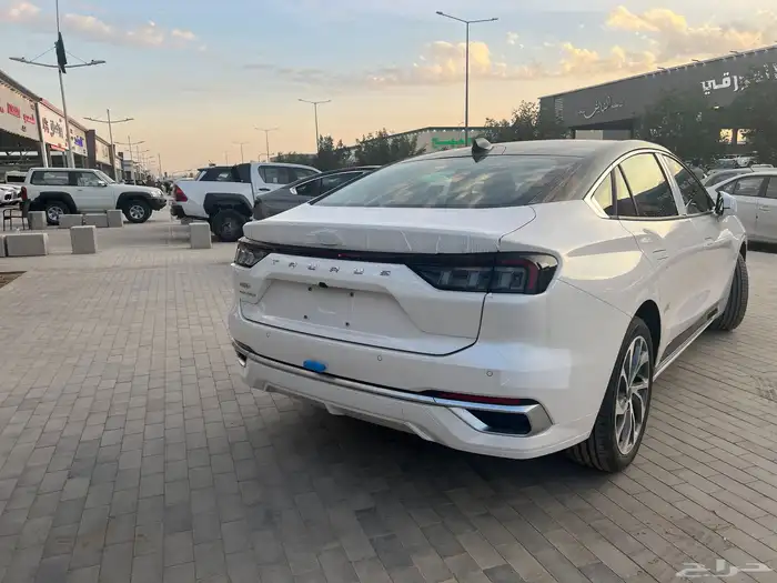 فورد تورس 2025 جميع الالوان تيتانيوم اقساط 18