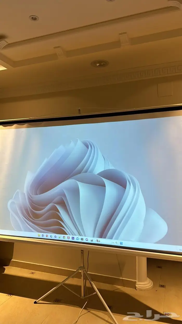 بروجكتر للايجار في الرياض بدقة HD 3