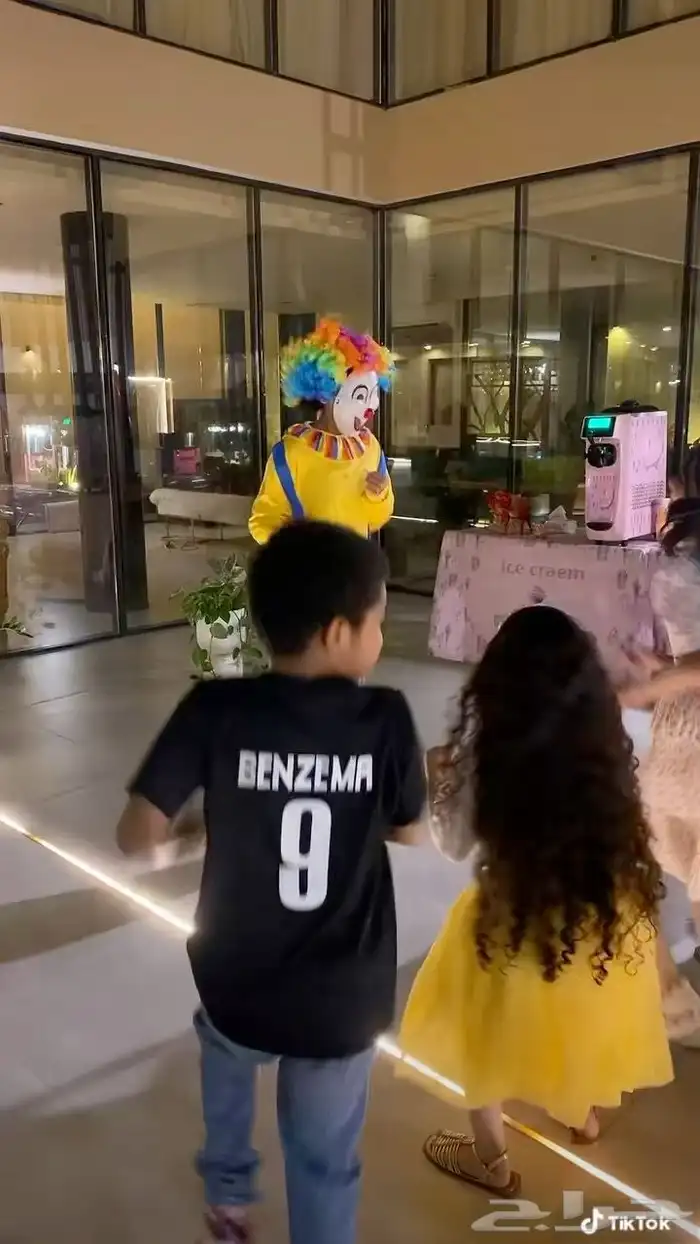 مهرجة  ايسكريم فشار   غزل البنآت ذرة نطيطة 2
