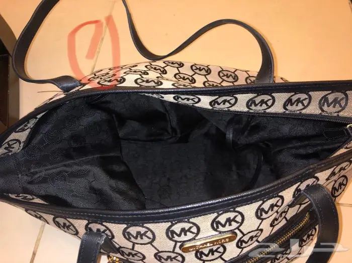 شنطة نسائي كوتش- مايكل كورسpurse coach kors 12