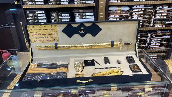 هدايا رجالية هدايا دروع هدايا سيوف 1