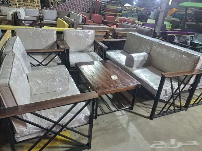 جلسات الخارجية حديث الخشب وحديد 21