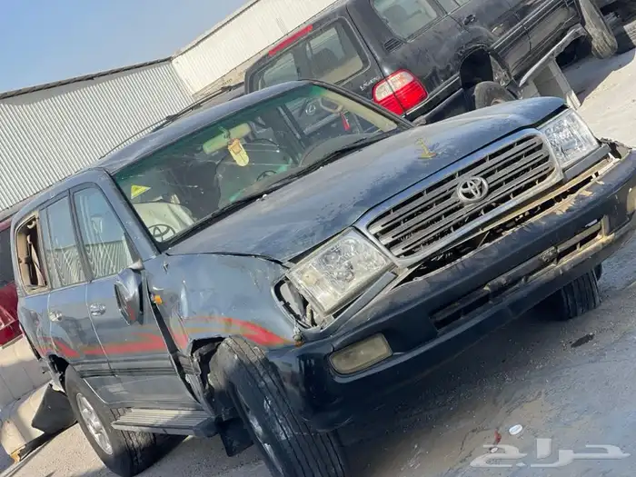 تشليح جيوب قطع غيار لاندكروزر تشليح 2005 1