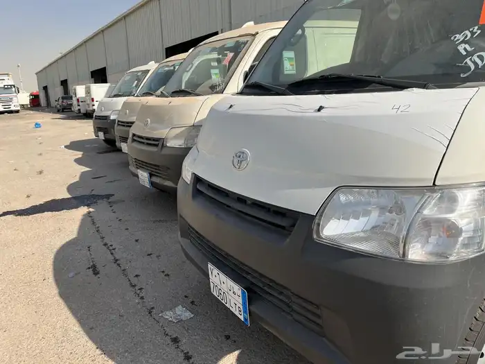 تويوتا فان بضاعه الايجار سوزوكي ديهاتسو لايت آيس 0