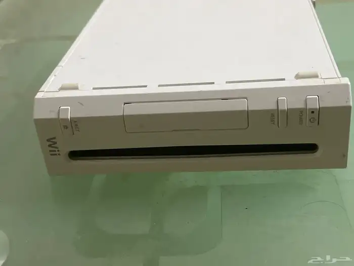 جهاز وي مع أسلاكه ويد واحده 0