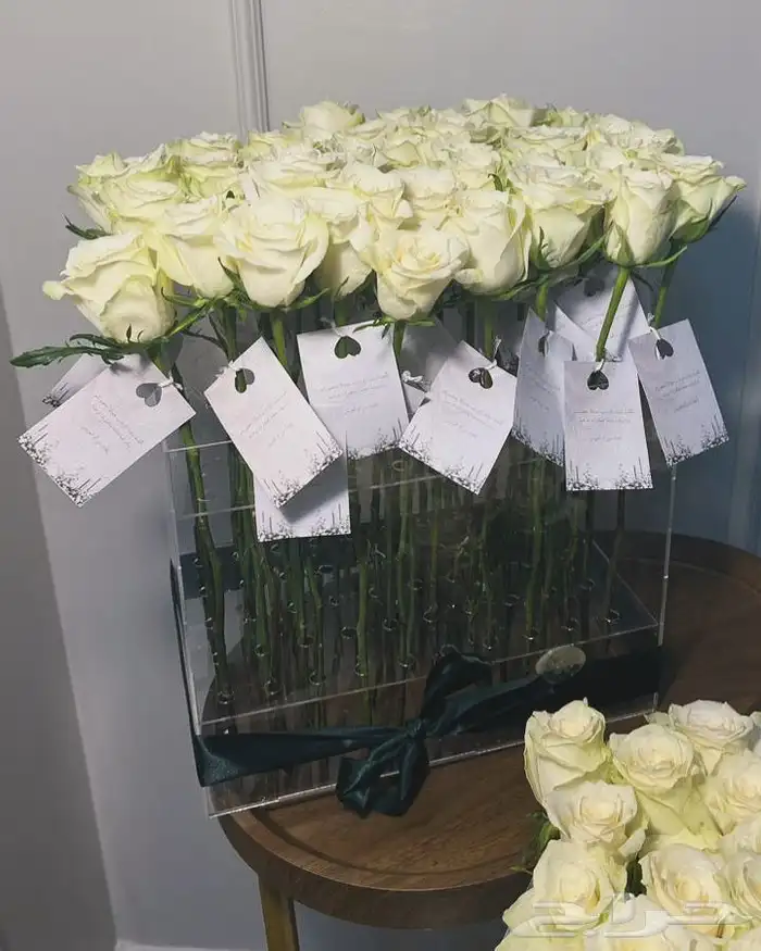 اكريلك حسب الطلب 13